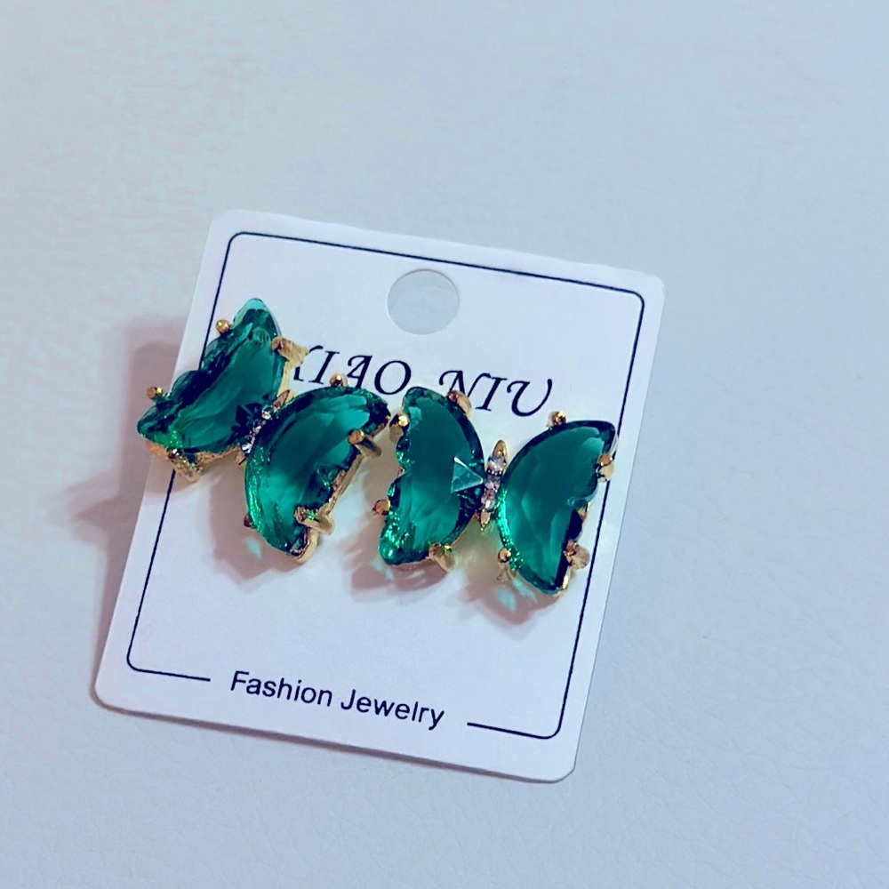 Cute butterfly fashion earring